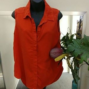 Bella Dahl Sleevess High Low Button up Top